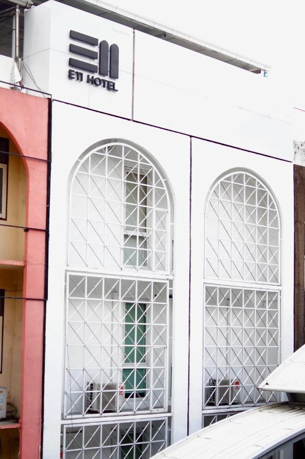 E11 Hotel - Bts Punnawithi Bangkok Exterior photo